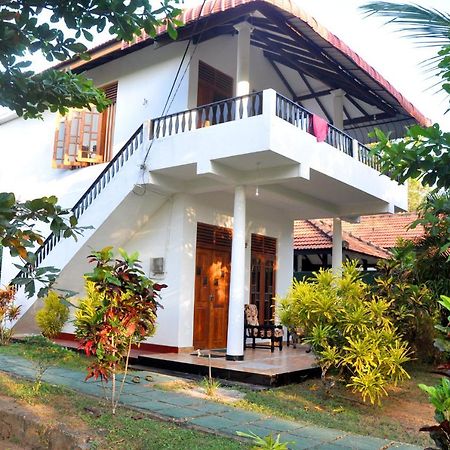 Rock Pool Residence Tangalle Exterior photo
