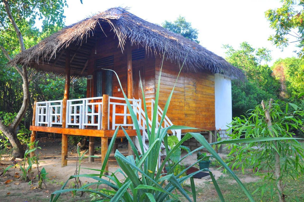 Rock Pool Residence Tangalle Exterior photo