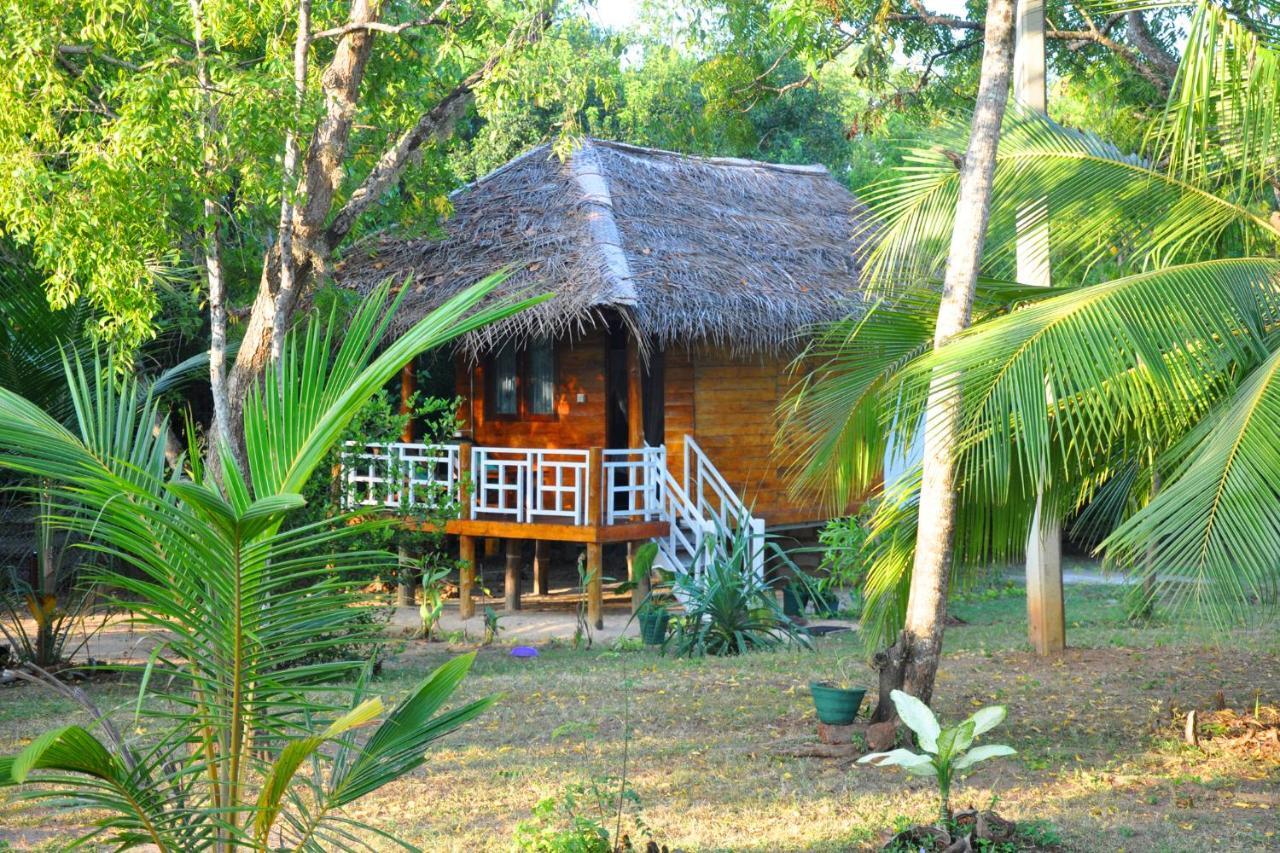 Rock Pool Residence Tangalle Exterior photo