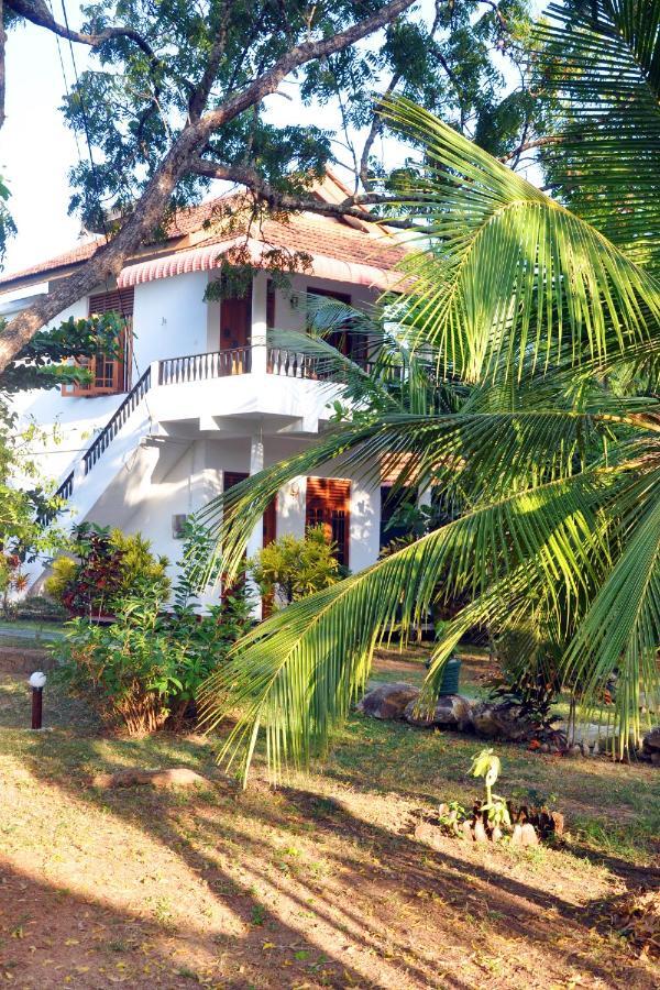 Rock Pool Residence Tangalle Exterior photo